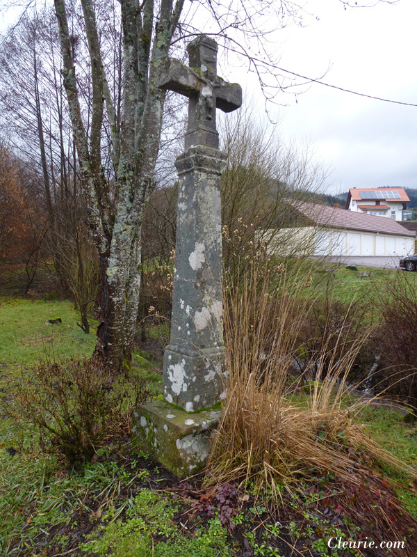 La croix du Xatis à Cleurie